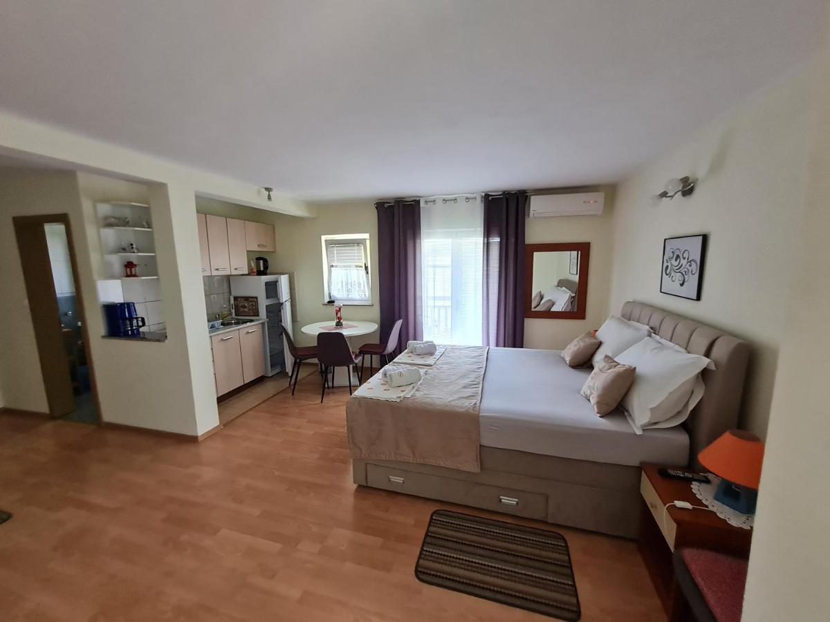 Apartments Bosnjak 시베니크 외부 사진