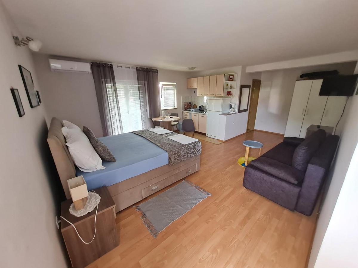 Apartments Bosnjak 시베니크 외부 사진